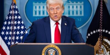 Donald Trump ataca a Apple