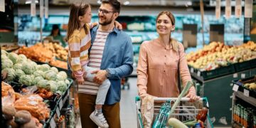 El Gobierno lanza una nueva ayuda de 2.400 € para las familias