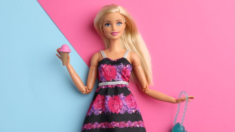 Adiós a la Barbie de siempre: así cambiará su tradicional look para convertirse en una muñeca más moderna 1 Adiós a la Barbie de siempre: así cambiará su tradicional look
