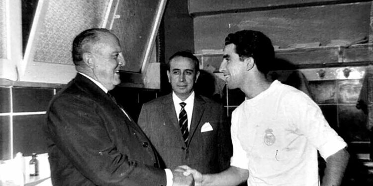 Pucela Retro | Morollón, el gol vestido de blanquivioleta 4 Morollón Bernabeu