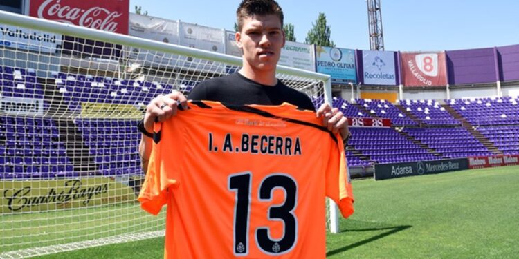 Real Valladolid - Girona: 5 jugadores que vistieron ambas camisetas 3 Becerra Valladolid