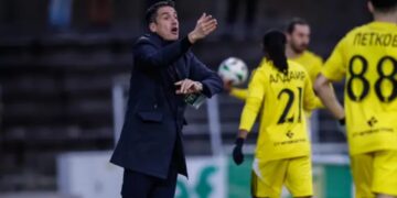 Julio Velázquez acaricia la historia con el Levski Sofia