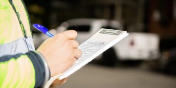 La DGT lo confirma: impone multas de 200 euros