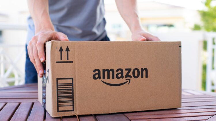 La Guardia Civil lo confirma: si recibes un paquete de Amazon que no has recibido, la estafa ha comenzado 1 Un paquete de Amazon que no has recibido, la estafa ha comenzado