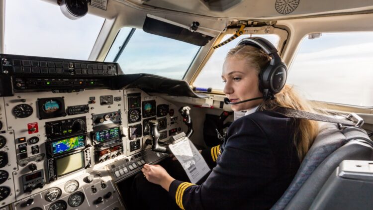 Una piloto de avión desmonta los grandes mitos