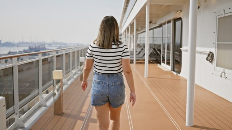 "No todo es de color de rosa": una influencer desvela cómo es trabajar en un crucero... y no es tan bonito como parece 1 Una influencer desvela cómo es trabajar en un crucero