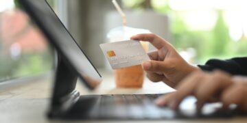 Es oficial: Hacienda limita las transferencias entre familiares