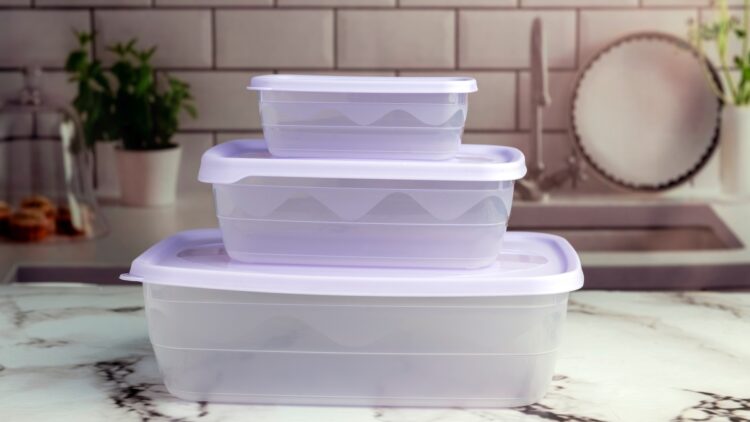 Adiós a los tuppers: la Autoridad Alimentaria recomienda tirar los tradicionales envases de plástico por estos motivos 1 Adiós a los tuppers: la Autoridad Alimentaria recomienda tirar los tradicionales