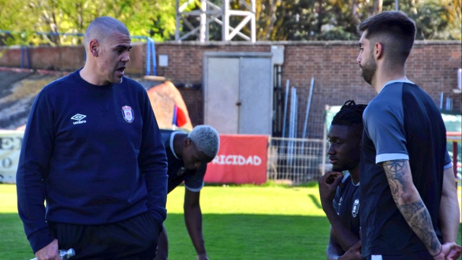 Víctor Valdés, un visto y no visto