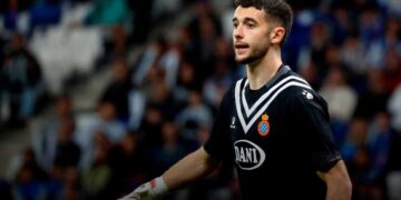 La afición del Espanyol estalla tras la “traición” de Joan García