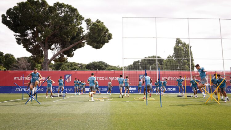 Sin fichajes no hay paraíso en el Atlético de Madrid 1 GshQXleW4AA8bH8 1 1