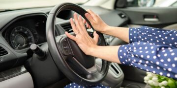 Una argentina alucina con la forma de conducir en España