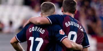 Corpas y Bautista fueron los referentes ofensivos del Eibar
