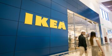 Ikea lo vuelve a hacer: estas sombrillas cambiarán tu terraza