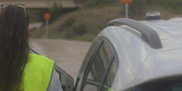 Las luces V-16 de este tipo, pronto dejarán de ser válidas para la DGT