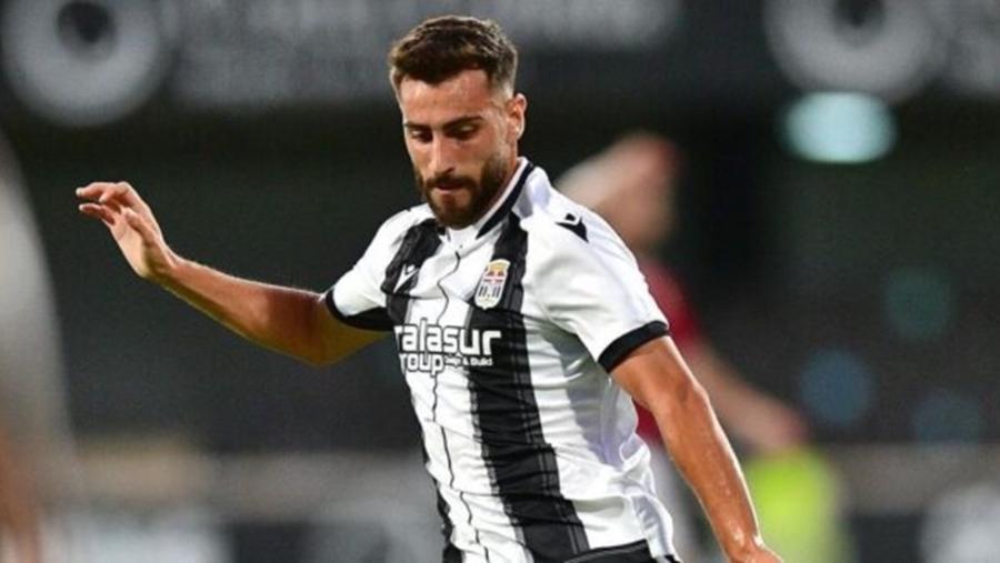 Once futbolistas libres de LaLiga Hypermotion que podrían ser una oportunidad de mercado 5 11 futbolistas libres de LaLiga Hypermotion que podrían ser una oportunidad de mercado