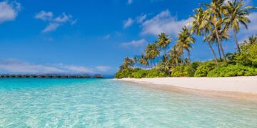 El mar no siempre fue azul: un estudio desvela qué color tenía antes