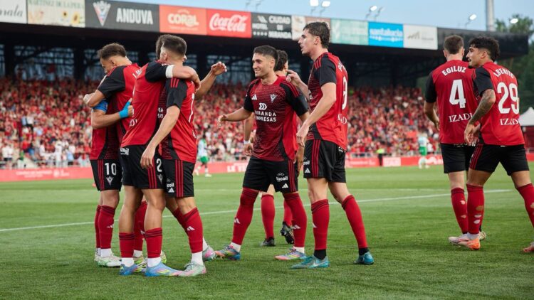 El milagro del Mirandés alcanza un piso más 1 El milagro del Mirandés alcanza un piso más