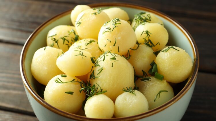 Un nutricionista lo confirma: este truco con la pasta y las patatas cocidas genera más fibra y mejora tu salud 1 Este truco con la pasta y las patatas cocidas genera más fibra