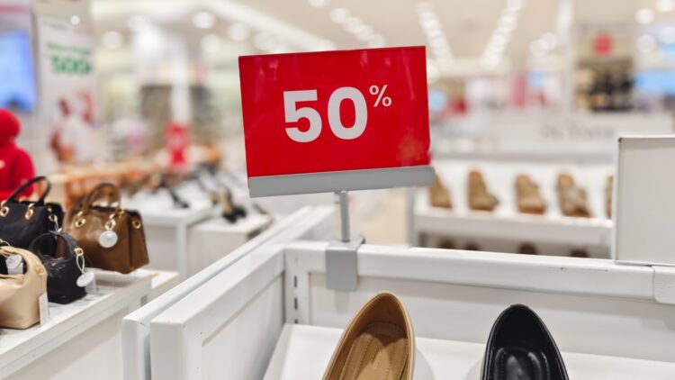 Confirmado: estas son las fechas de inicio de las rebajas de Zara, Bershka, Mango o El Corte Inglés 1 Confirmado: estas son las fechas de inicio de las rebajas