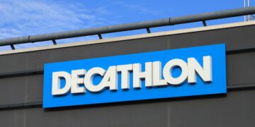 Este original invento que sustituirá a la sombrilla de toda la vida