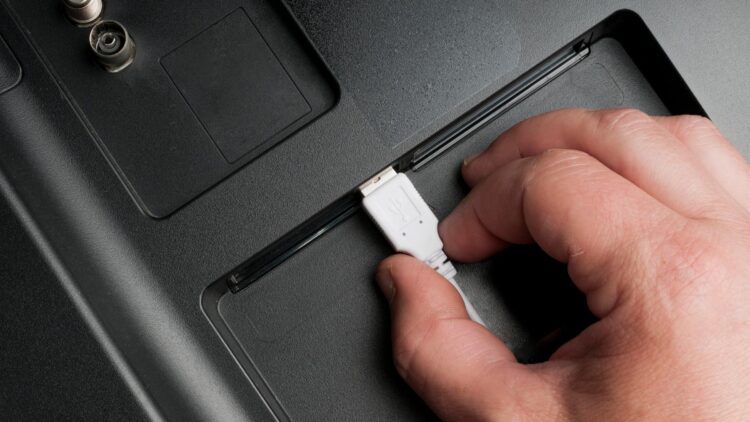 Adiós al aburrimiento: saca todo el partido a tu televisión utilizando estas funcionalidades que siempre ignoras 1 Saca todo el partido a tu televisión utilizando estas funcionalidades