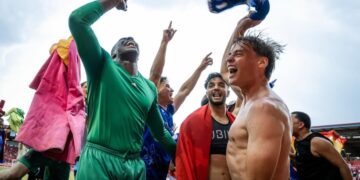 El Teruel celebra el ascenso ante el Numancia