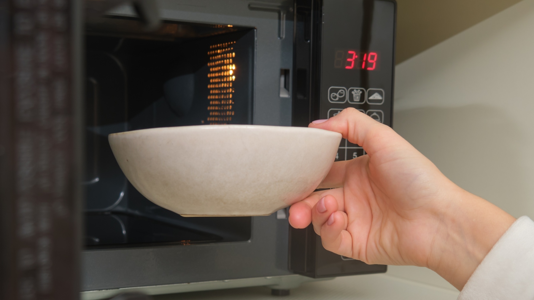 Este truco del chef José Andrés está revolucionando la forma de hacer tortillas: todo el mundo lo está probando 1 José Andrés está revolucionando la forma de hacer tortillas