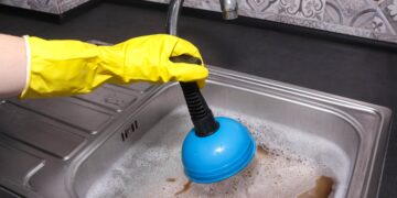 Desatascar cualquier fregadero en 5 minutos