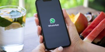Grupo de WhatsApp a una trabajadora durante sus vacaciones