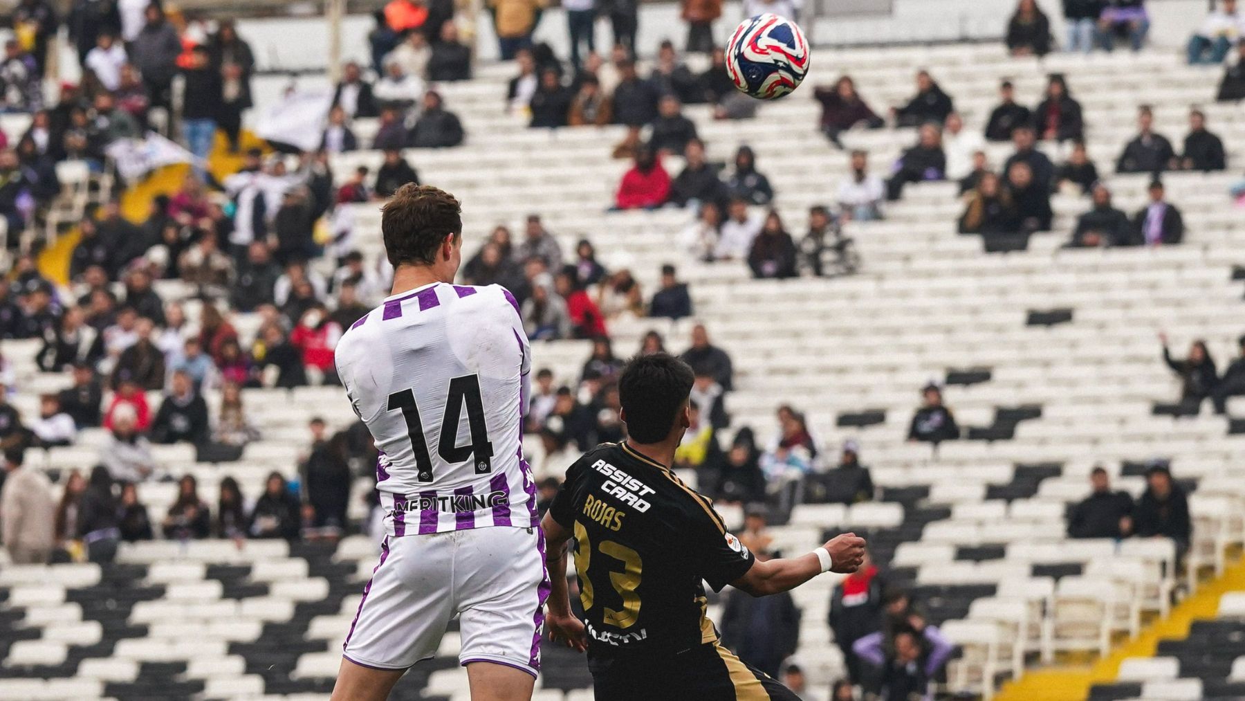 El Real Valladolid supera el Desafío Centenario 2 Latasa remate en el Real Valladolid - Colo-Colo