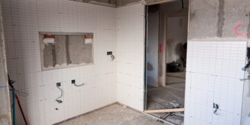 Reforman su cocina y lo que se encuentran les deja sin palabras