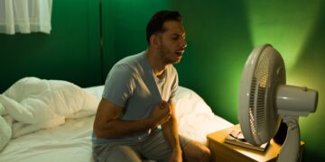 Las razones por las que no deberías dormir con la ventana abierta