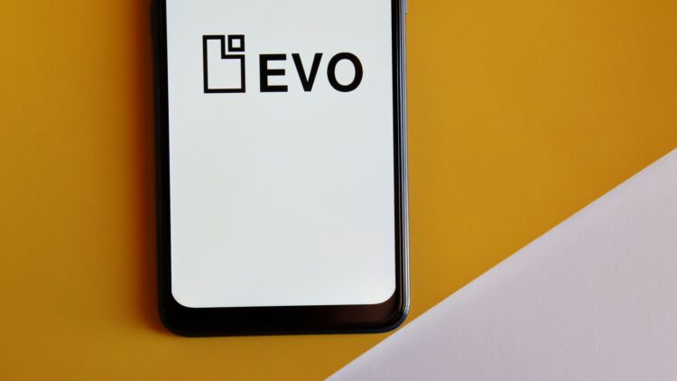 Adiós a EVO: este otro banco lo absorbe y así afectará su desaparición a sus clientes 1 Adiós a EVO: este otro banco lo absorbe