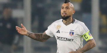 Colo-Colo, un club centenario con urgencias