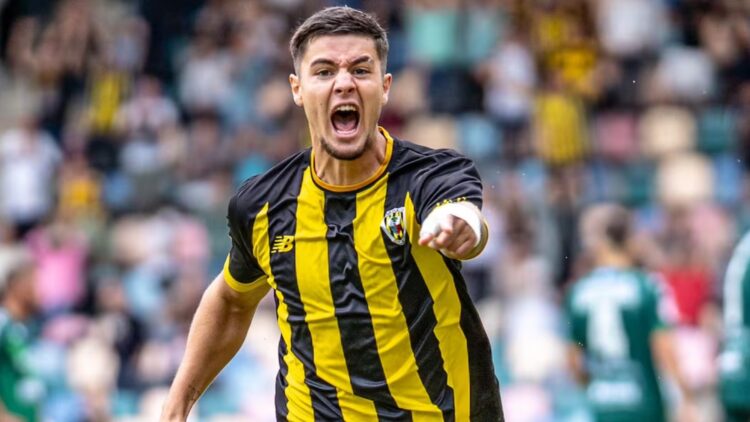 Jesús Martínez y la talla intermedia 1 Jesús Martínez