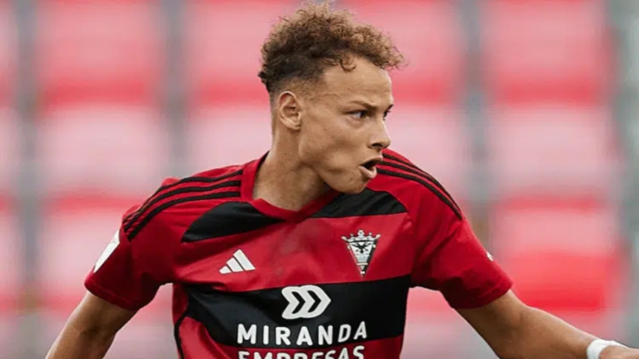 Mathis Lachuer, el galo que seduce al Real Valladolid 3 Lachuer, en su etapa en el Mirandés