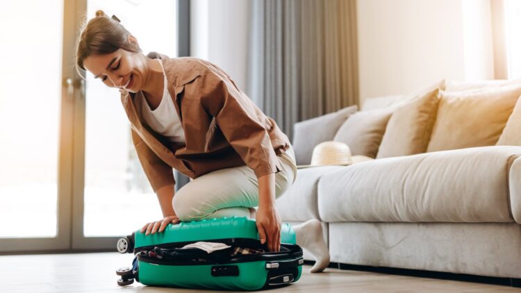 Una experta lo confirma: este es el secreto para que todo te quepa en la maleta de cara a tus vacaciones 1 El secreto para que todo te quepa en la maleta