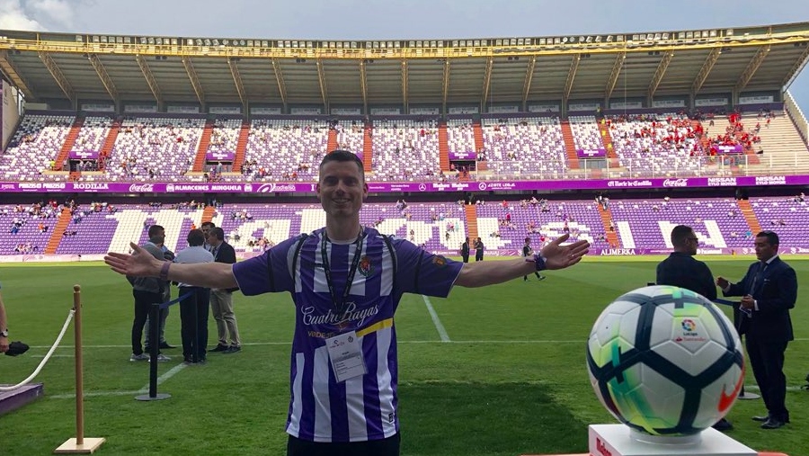 Chiaramoni a Santiago de Chile; Devlin a Bristol 2 Martin Devlin