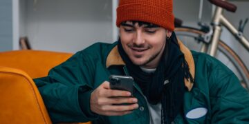 Qué es el FOMO y cómo afecta a la mente de cada vez más jóvenes