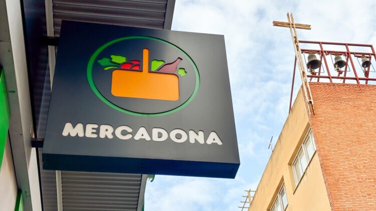 Mercadona lo vuelve a hacer: los más golosos están arrasando con su nuevo postre de tamaño familiar y poco precio 1 Los productos de Mercadona que recomiendan los nutricionistas