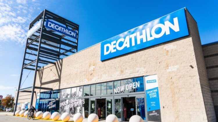 Decathlon lo vuelve a hacer: esta mochila tiene el diseño perfecto para tus paseos por el campo y en bici 1 Decathlon lo vuelve a hacer: esta mochila tiene el diseño