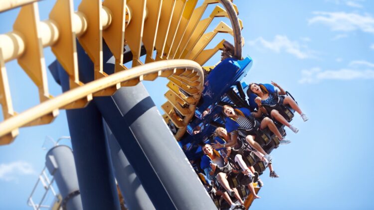 Ni la Warner ni Port Aventura: la montaña rusa más alta del mundo está en este país y ya ha sido inaugurada 1 La montaña rusa más alta del mundo está en este país