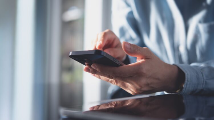 Confirmado: si tienes este permiso activado en el móvil, pueden llamarte sin parar y no podrás quejarte 1 Confirmado: si tienes este permiso activado en el móvil