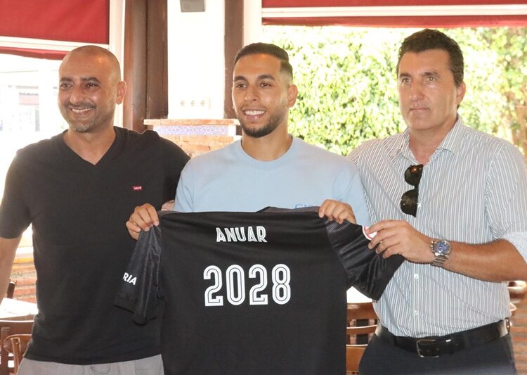 Altas, bajas y posibles onces del Real Valladolid - AD Ceuta 3 Anuar Ceuta