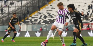 Arnu ante el Colo-Colo