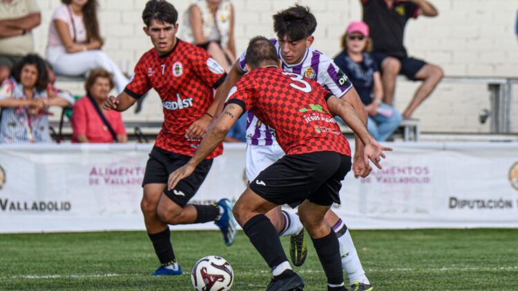 El Promesas se impone a La Cistérniga por la mínima 1 Real Valladolid Promesas - La Cistérniga | Trofeo Diputación
