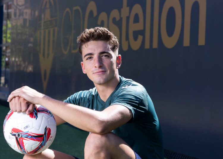 A seguir en el Castellón: Álex Calatrava 4 Calatrava