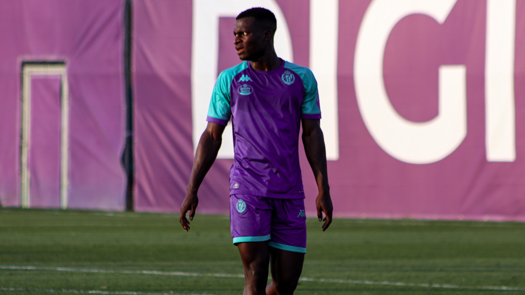 La espera de Almada para mostrar sus cartas 6 Alani