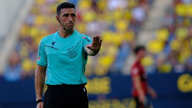 Un árbitro debutante para el Real Valladolid - Córdoba 1 Etayo Herrera, árbitro